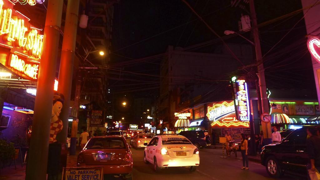 Lokal Hostel San Pedro Makati Exterior foto